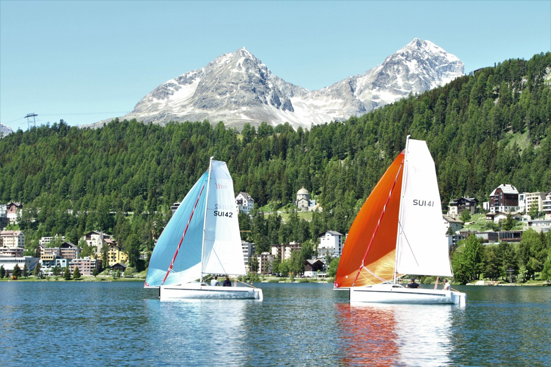 2 boten naar Yachtclub Sankt Moritz